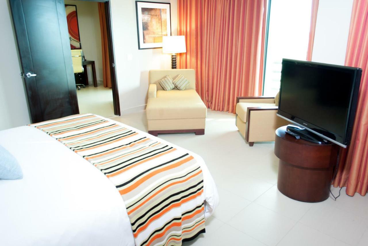 Summit Rainforest Golf & 4*